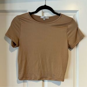 Cropped short sleeve tan shirt, EUC